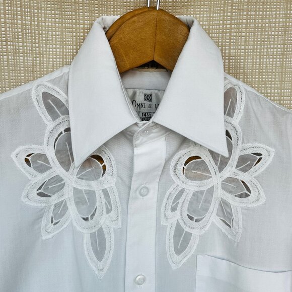 VINTAGE Embroidered Buttoned Cutout Lace A… - Picture 3 of 16